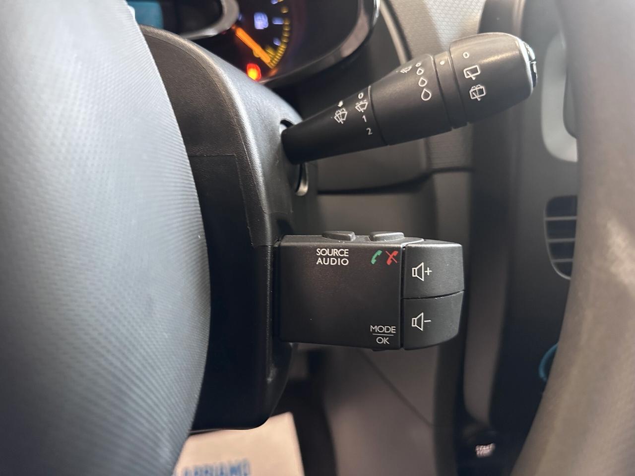 RENAULT CLIO 1.2 BENZINA 5 PORTE
