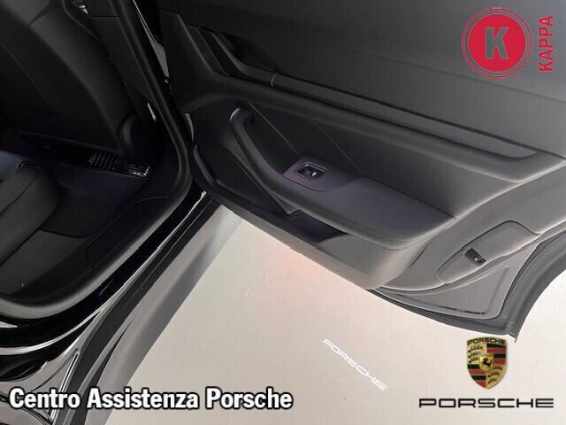 Porsche Taycan berlina