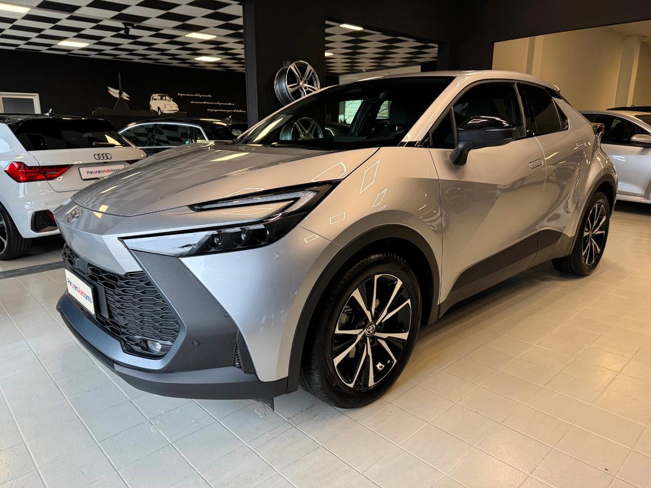 TOYOTA C-HR (2023-->) C-HR 1.8 HV Trend