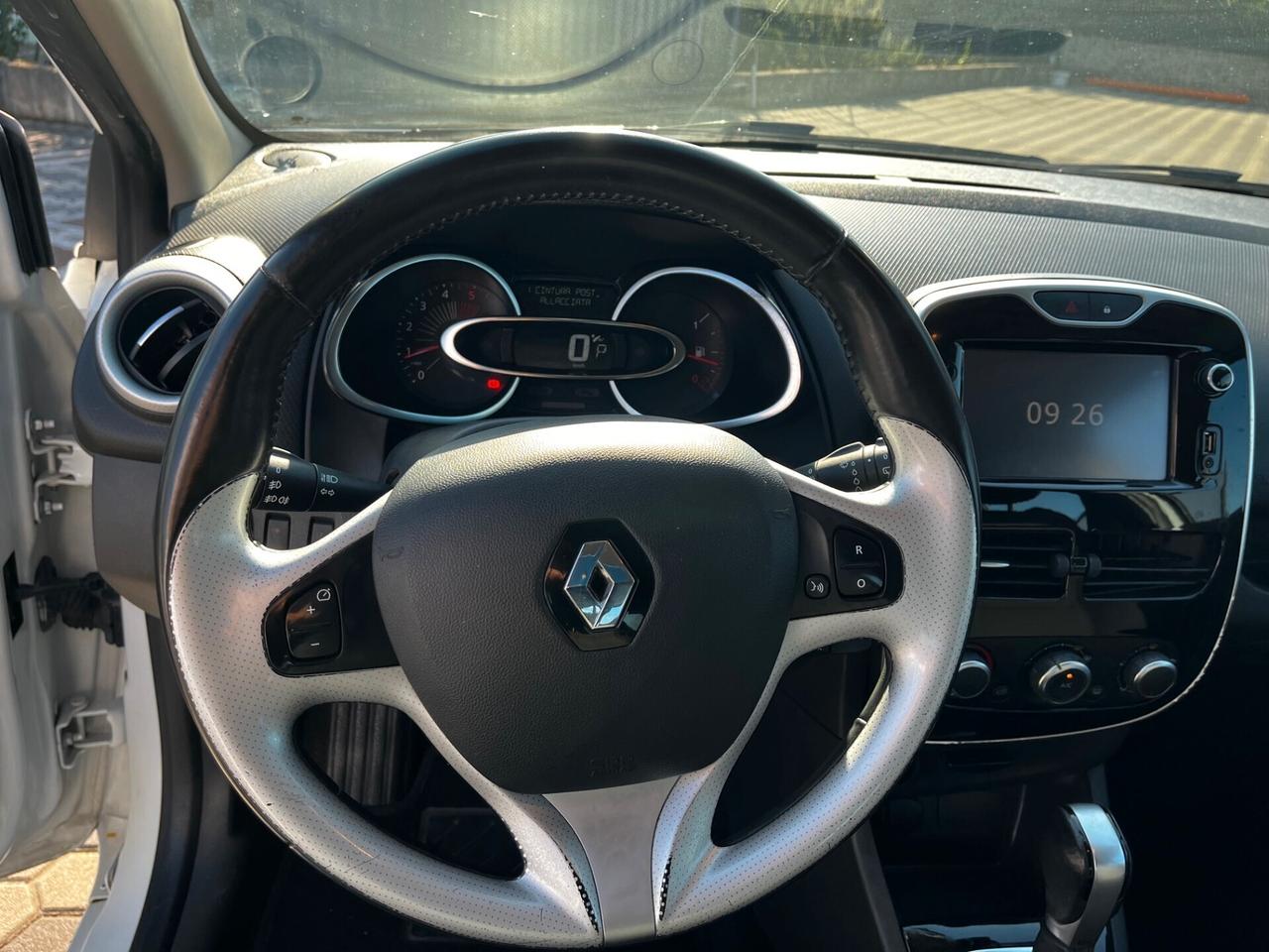 Renault Clio dCi 8V 90CV EDC Start&Stop 5 porte Energy Intens