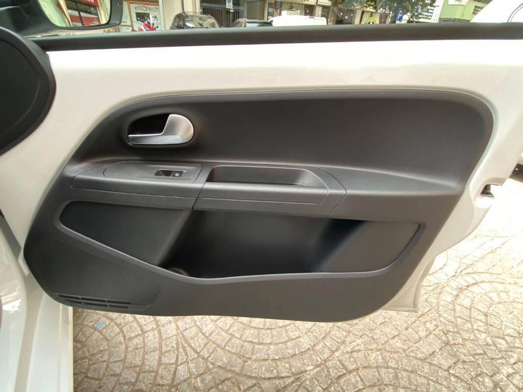 Volkswagen up! 5p 1.0 evo Move up! 65cv
