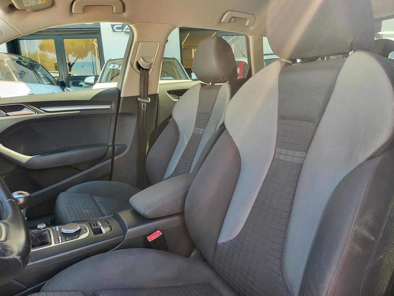 Audi A3 - 2015 2.0 TDI 150 CV Attraction