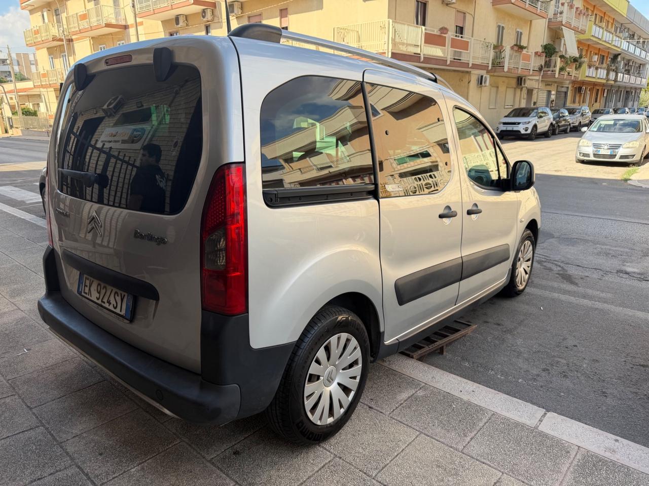 Citroen Berlingo 1.6 e-HDi 110FAP airdream CMP6 XTR Theatre