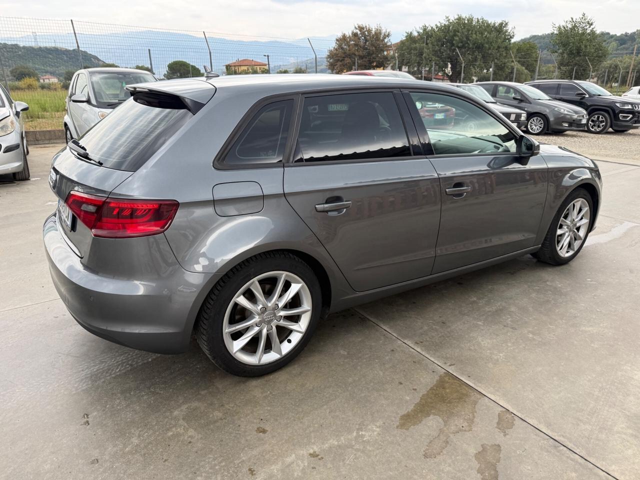 Audi A3 2.0 TDI 150 CV S tronic Attraction