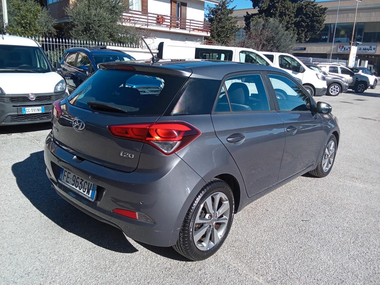 HYUNDAI i20 1,1 CRDI 75 CV CONFORT MY21 5P