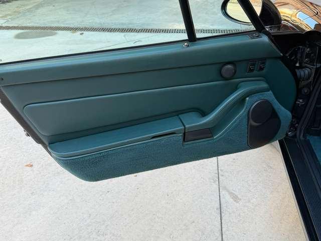 Porsche 993 911 993 book ASI CRS interni verdi exclusive