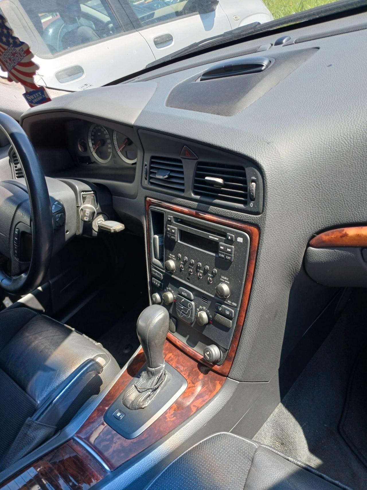 Volvo V70/XC70 V70 2.4 D 20V (163CV) cat Momentum