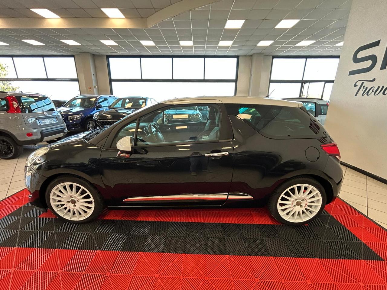 Ds DS3 3 1.4 VTi 95 Just Black