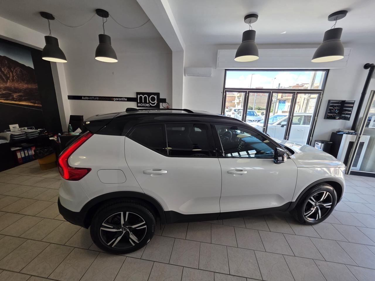 Volvo XC40 T3 Geartronic R-design
