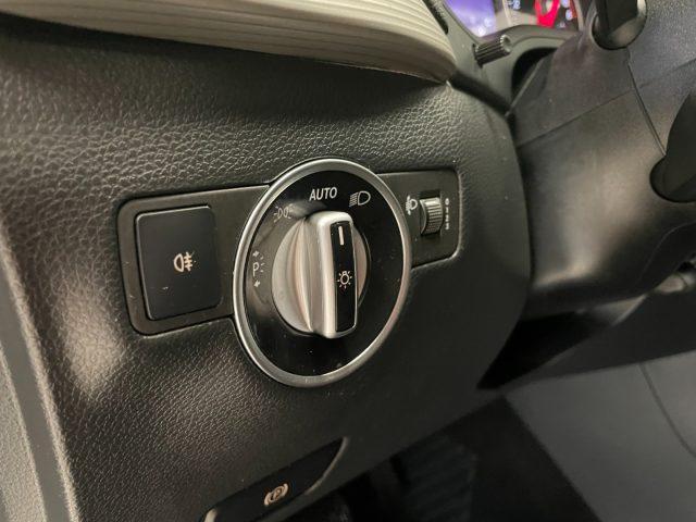 MERCEDES-BENZ B 180 d Automatic Business
