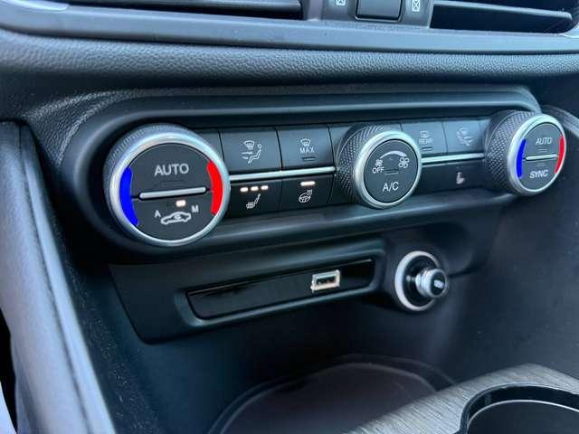 Alfa Romeo Giulia 2.0 t Ti Q4 280cv auto Promo Fin