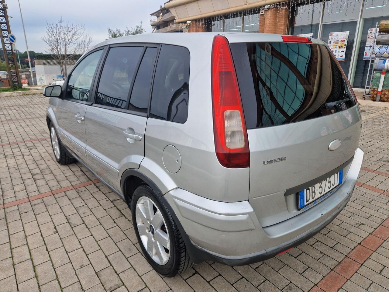 Ford Fusion 1.4 TDCi 5p. Collection