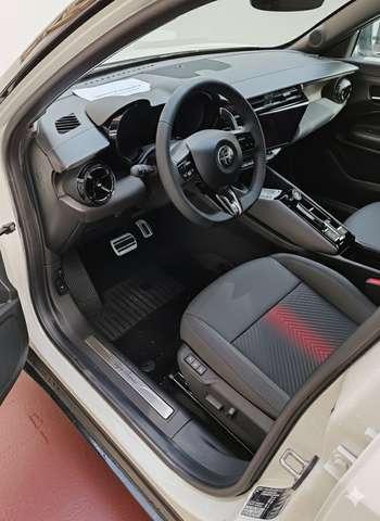 Alfa Romeo Junior 1.2 Hybrid 48V 145cv Speciale+LED Matrix+Techno