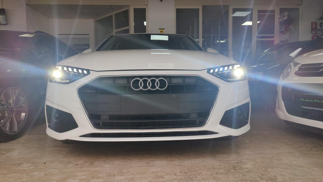 Audi A4 Avant 30 TDI 136 CV S tronic Business Hybrid