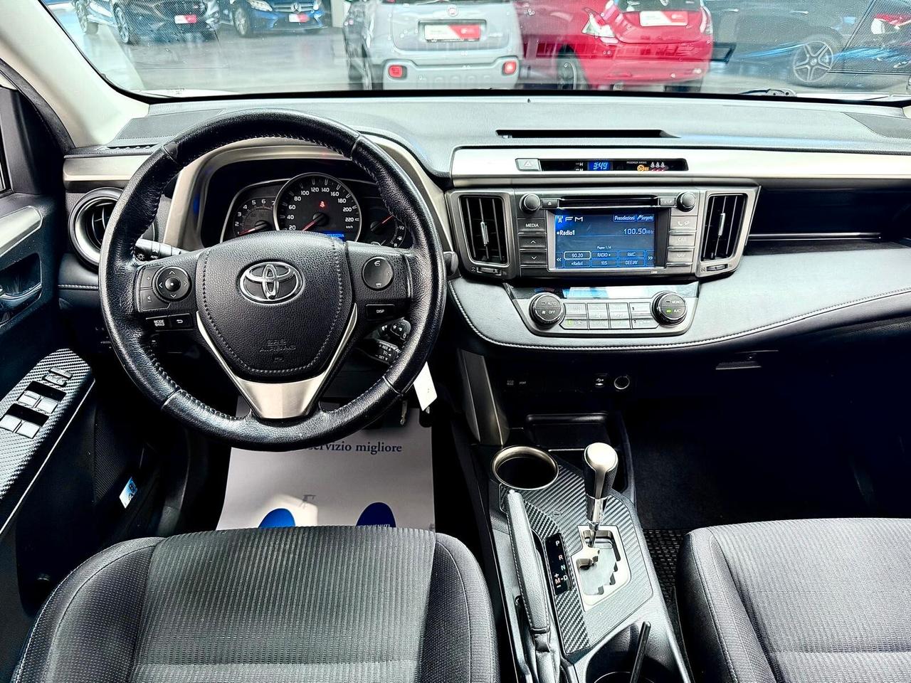 Toyota RAV 4 RAV4 2.2 D-4D 4WD Lounge