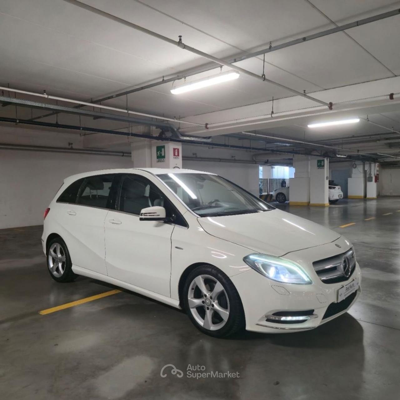 Mercedes-benz B 200 CDI BlueEFFICIENCY Premium