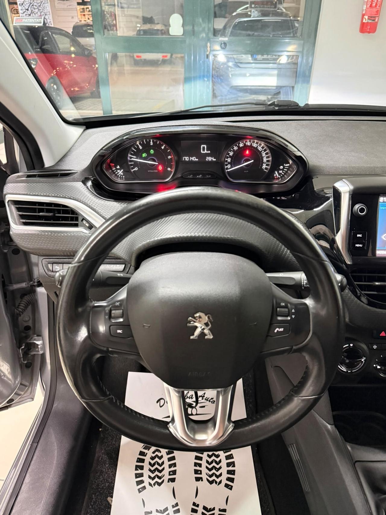 Peugeot 208 BlueHDi 100 S&S 5 porte Signature
