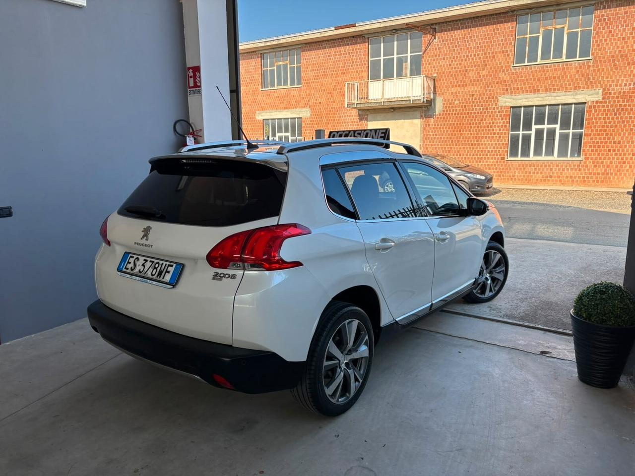 Peugeot 2008 1.6 e-HDi 92 CV