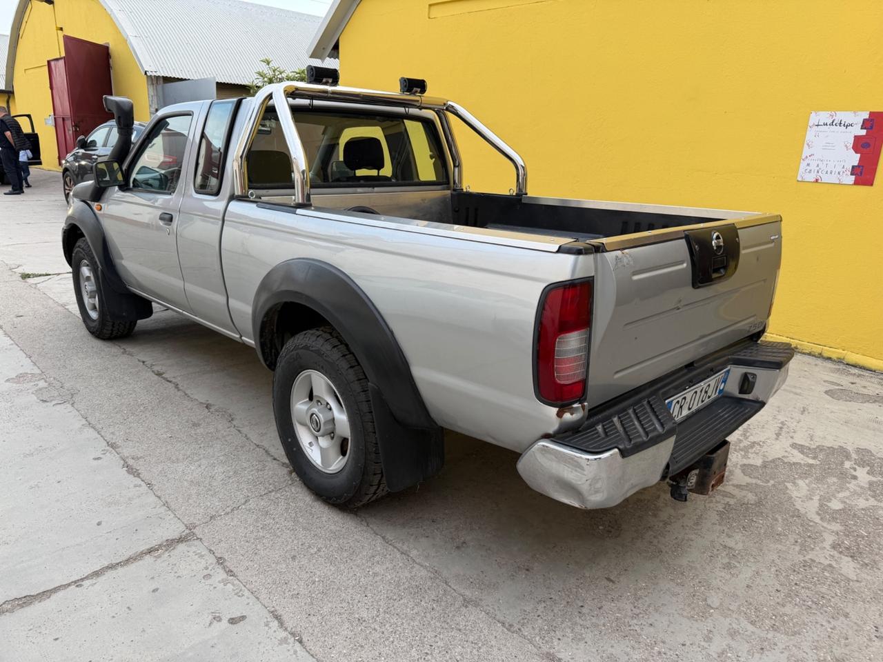 Nissan Navara King Kab con clima - 2004