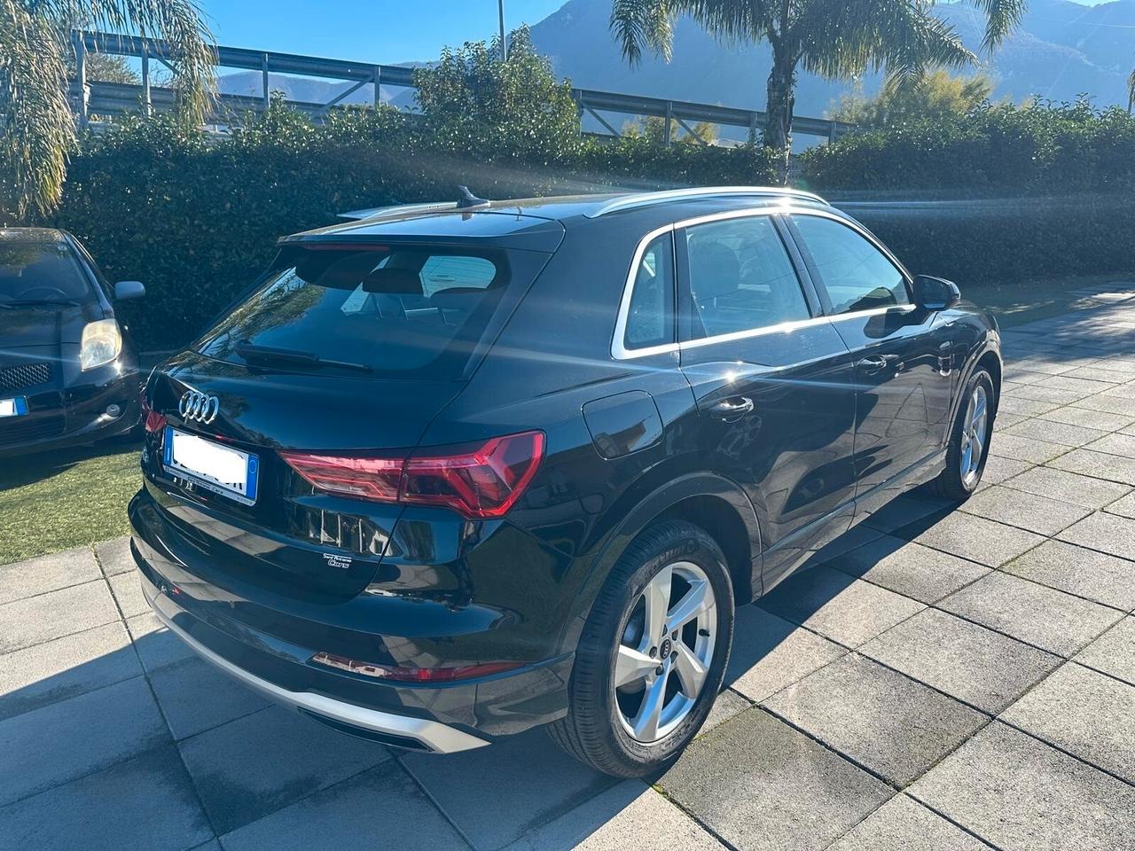 Audi Q3 2.0 TDI 150CV S tronic 200 SPORT-FARI FULL LED