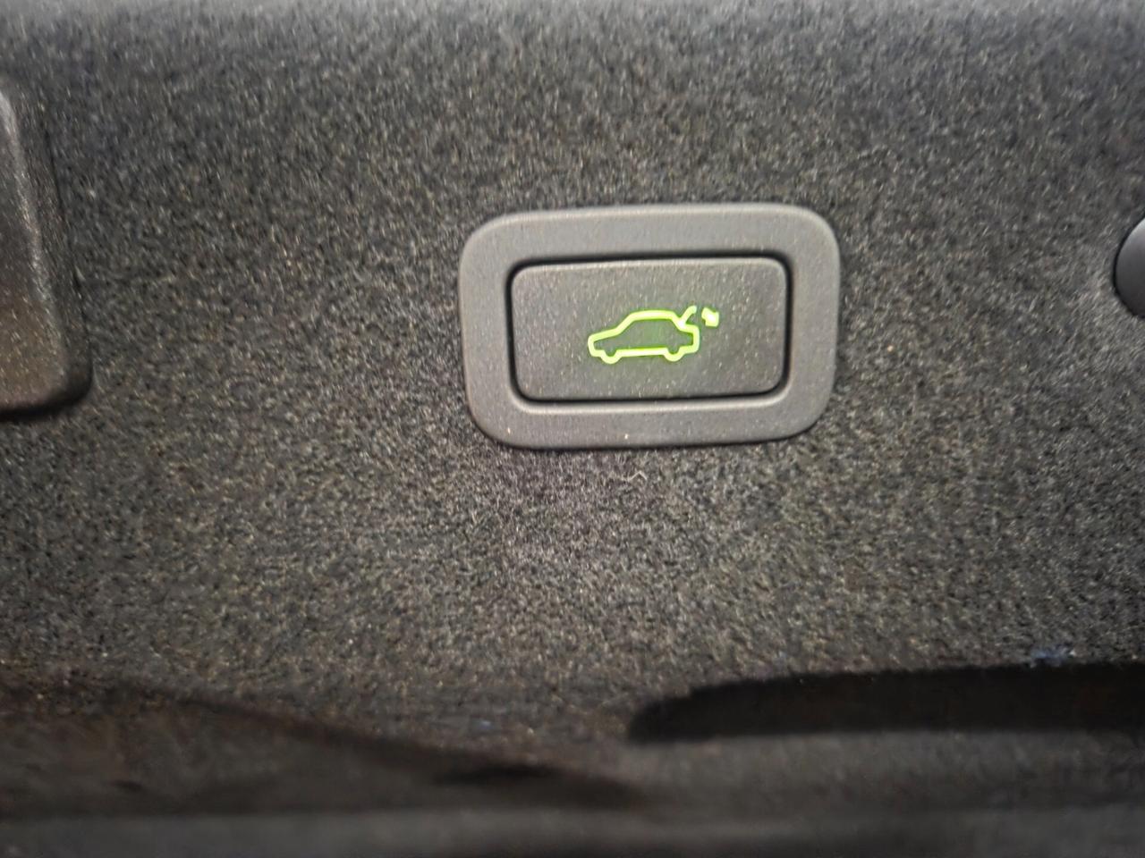 Jaguar XF 2.0 D 180 CV aut. Portfolio