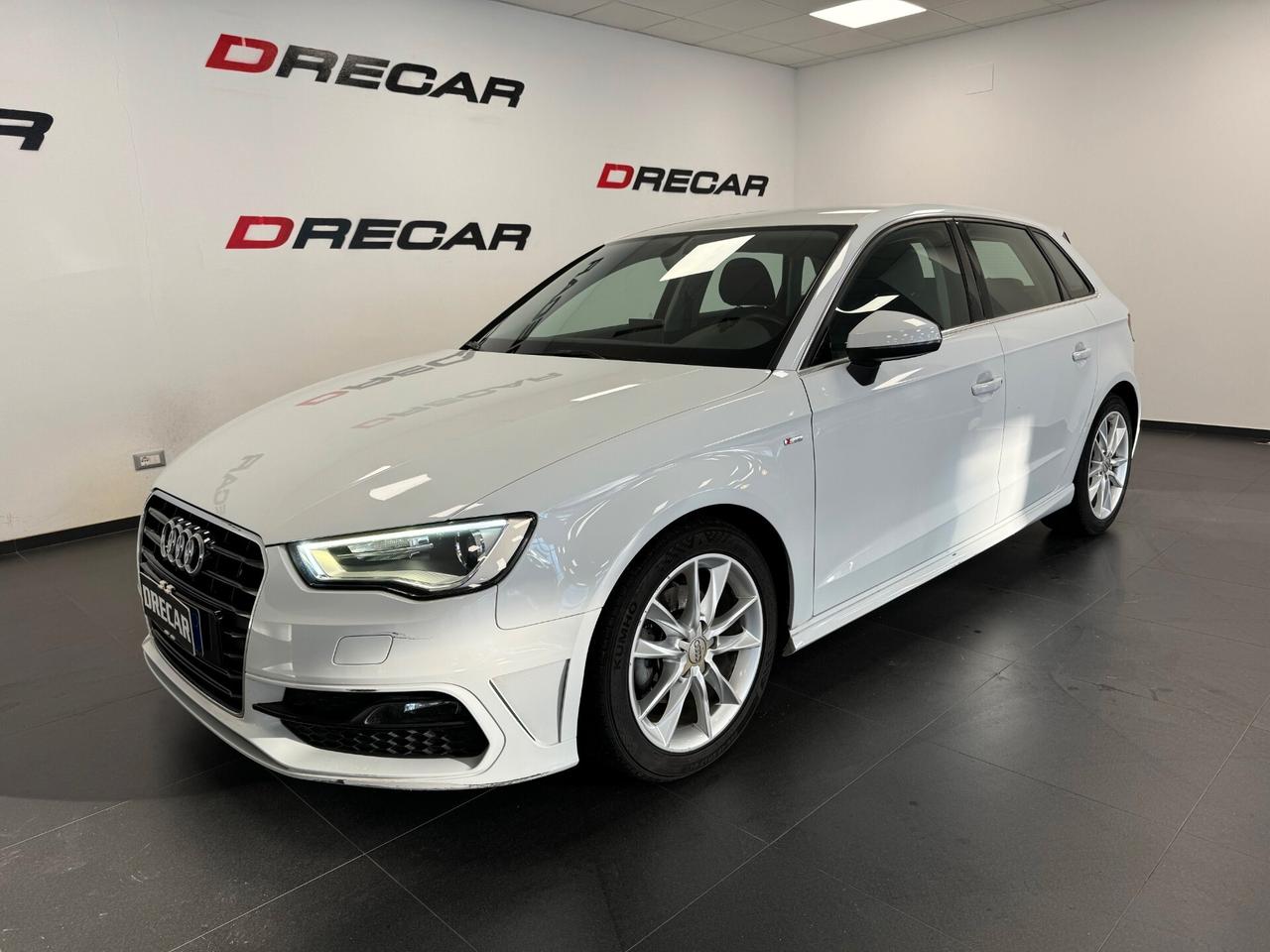 Audi A3 SPB 1.6 TDI clean diesel S Line XENON NAVI