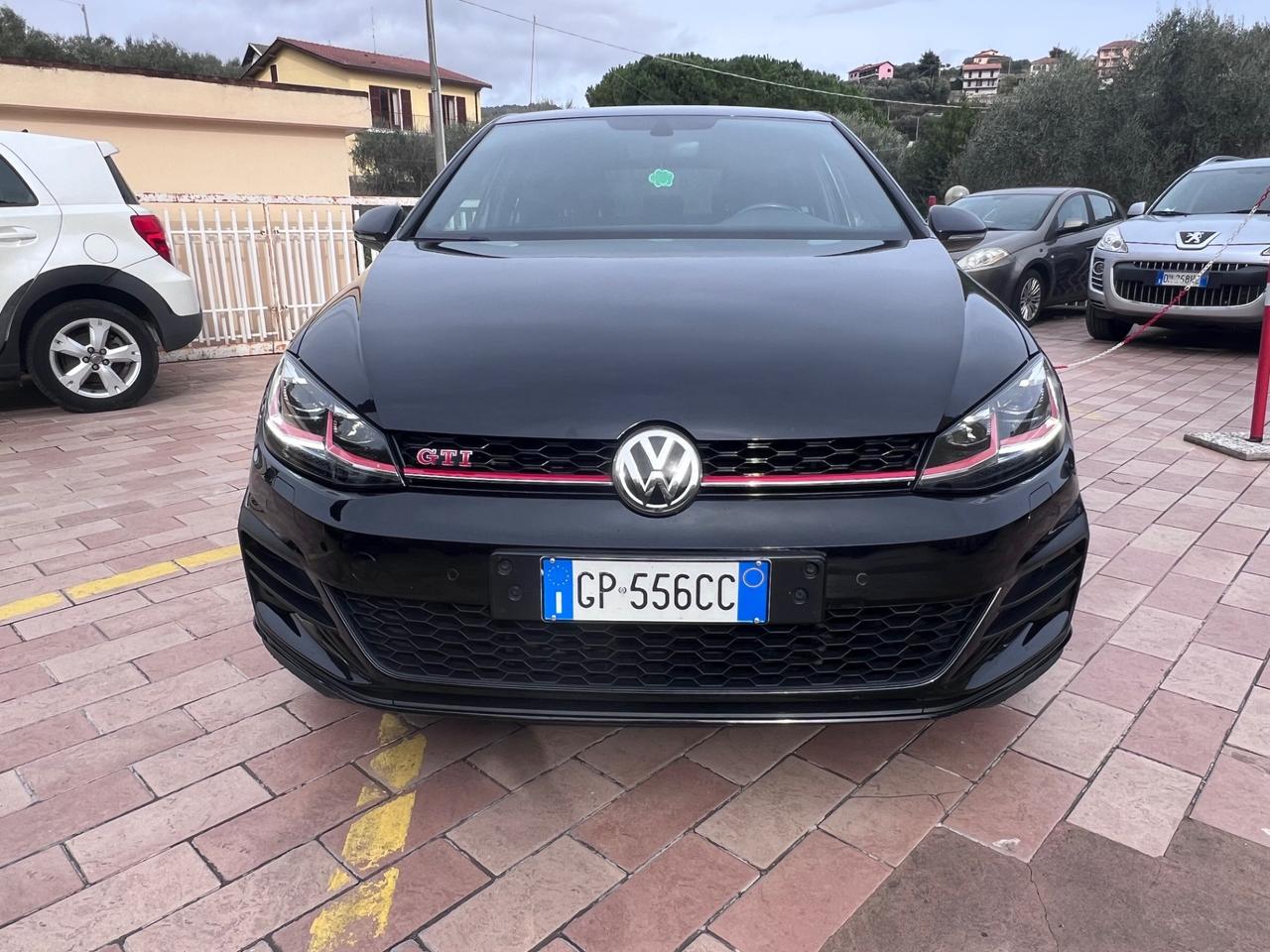 Volkswagen Golf GTI Performance 2.0 245 CV TSI 5p. BMT