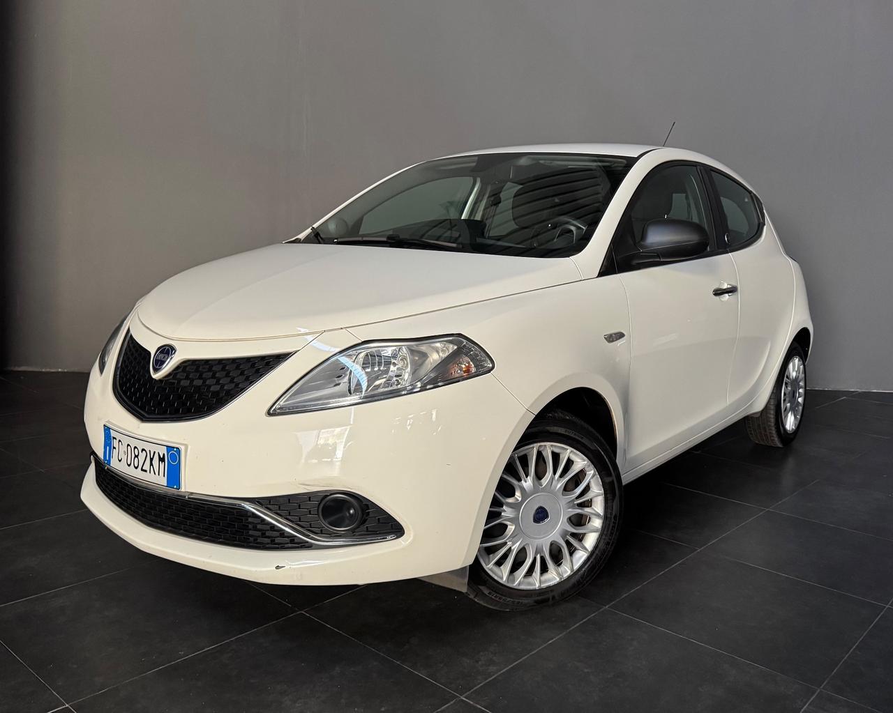 Lancia Ypsilon 1.2 69 CV 5 porte GPL Ecochic Mya