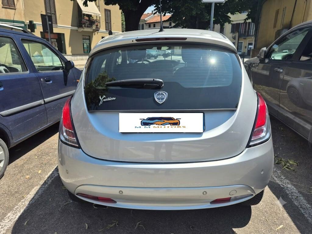 Lancia Ypsilon 1.2 69 CV 5 porte Elefantino Blu