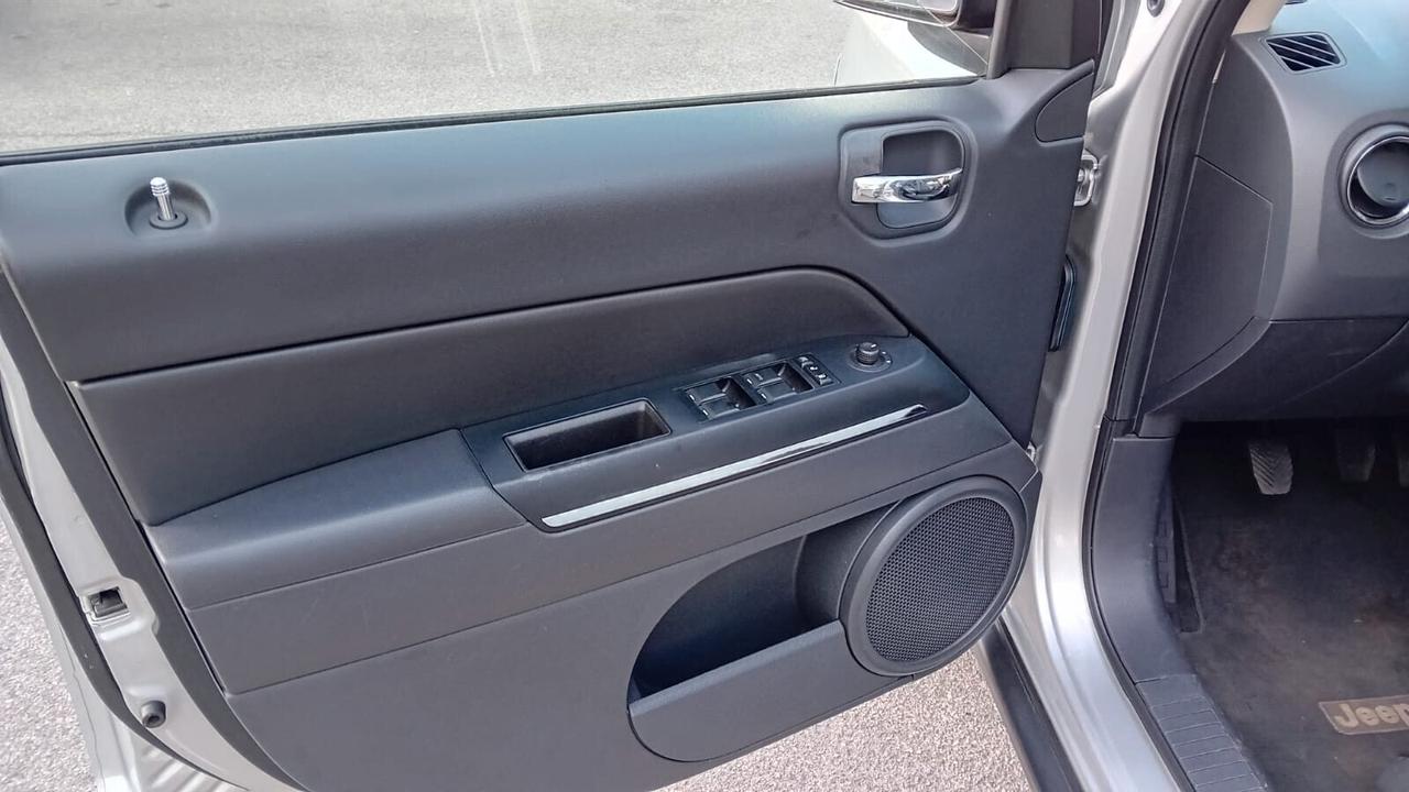 Jeep Compass 2.2 CRD Limited 4X4