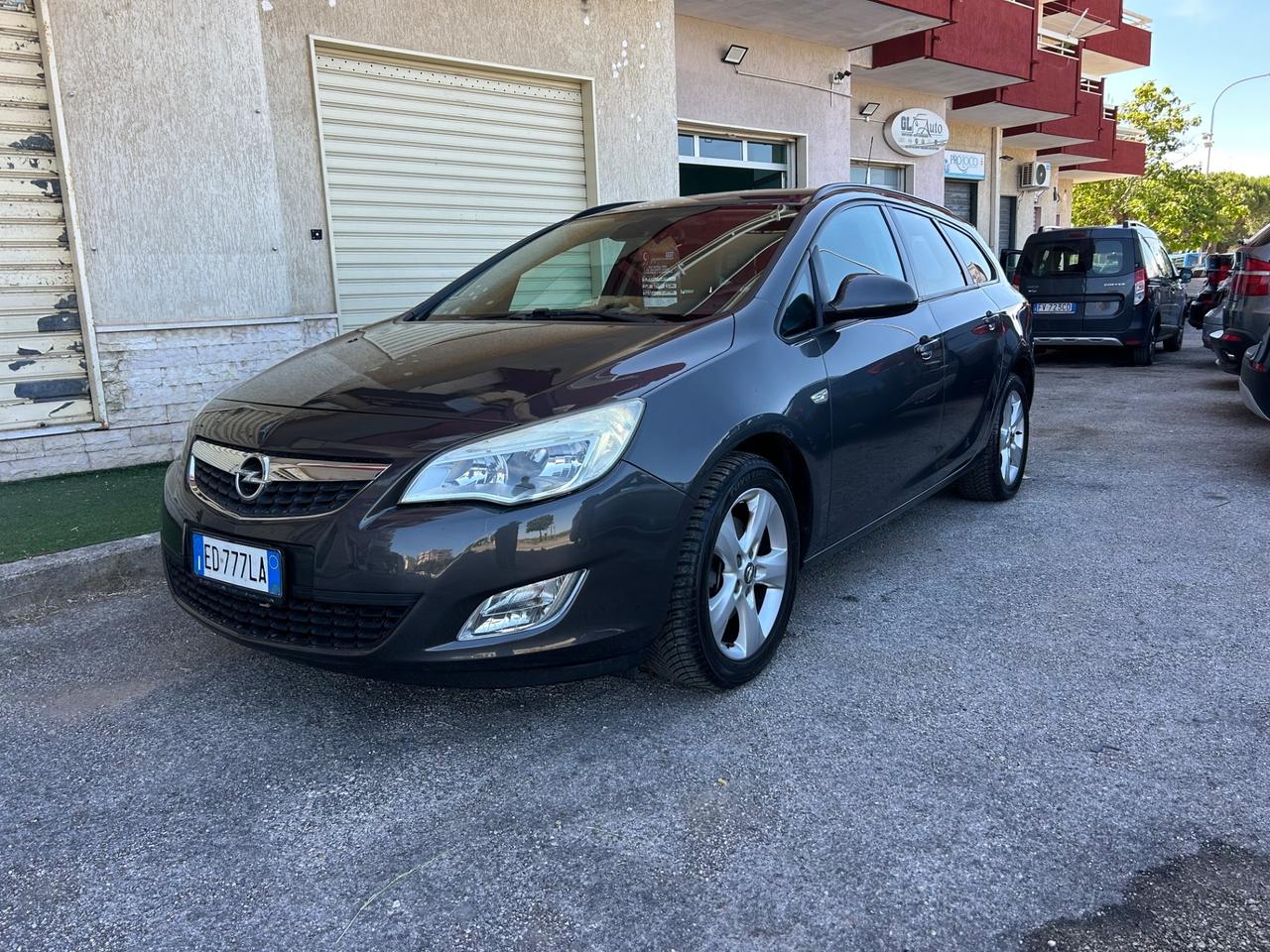 Opel Astra 1.7 CDTI 110CV Station Wagon Cosmo