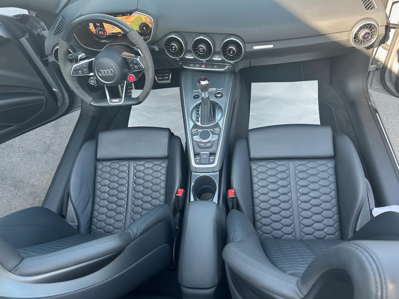Audi TT RS Roadster 2.5 TFSI quattro S tronic/KM DOC. STUPENDA!!!!