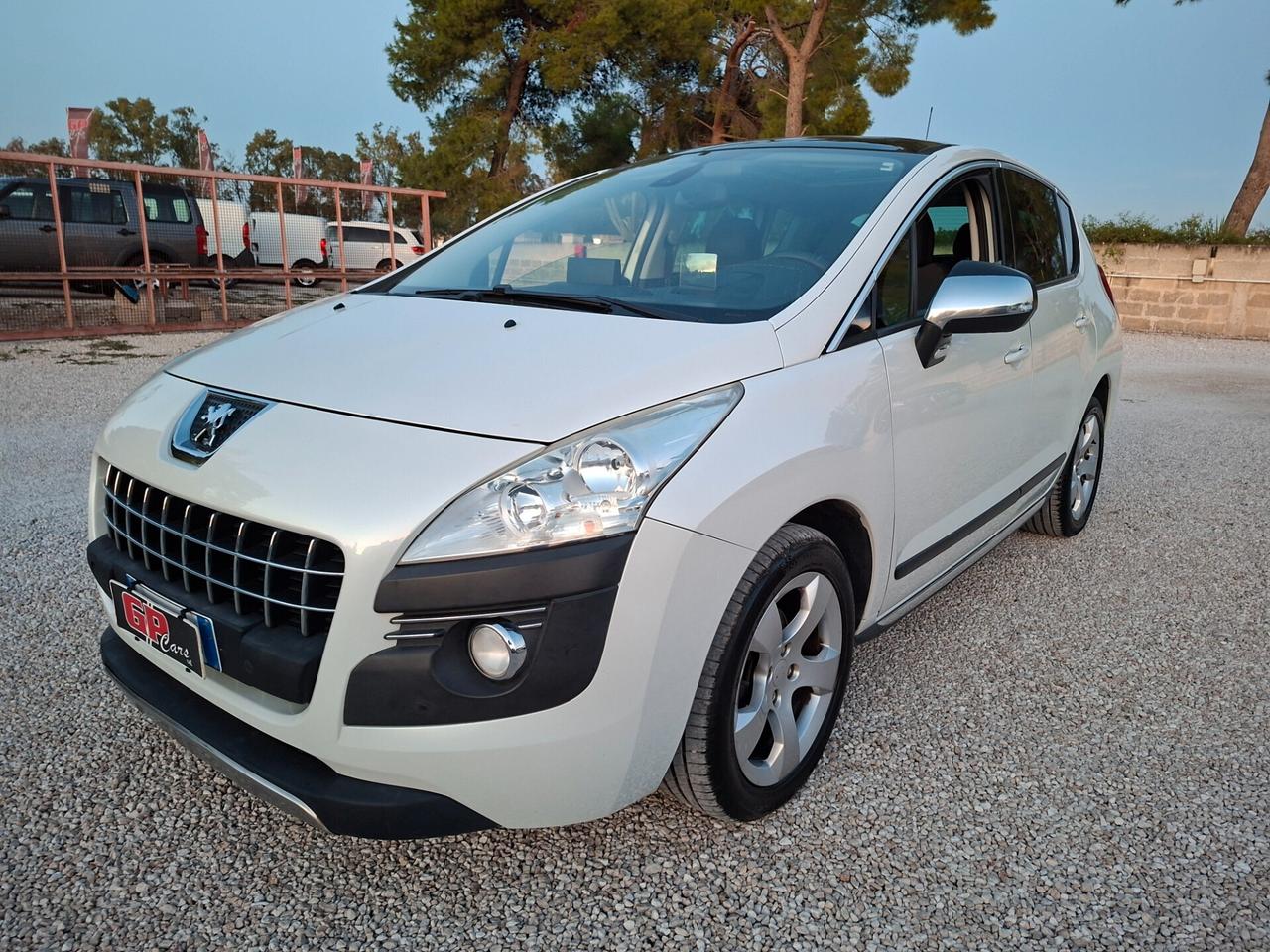 PEUGEOT 3008 ALLURE 1.6 HDI 112cv *TETTO-GANCIO TRAINO*