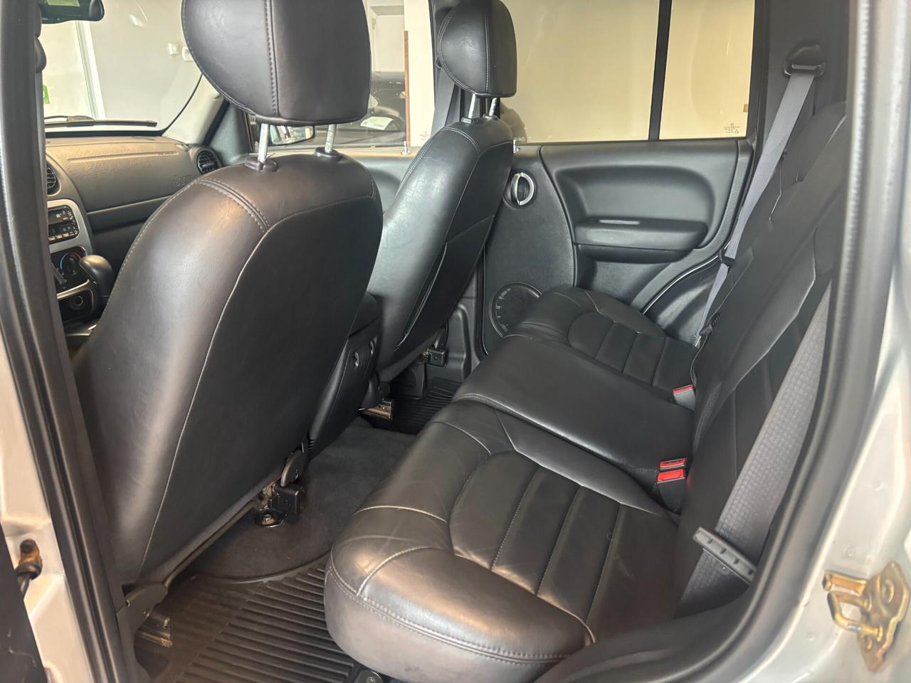 Jeep Cherokee 2.8 crd Limited auto*95000 KM CERTIFICATI*