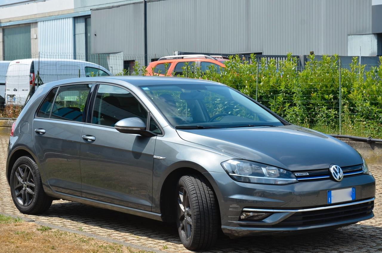 VOLKSWAGEN GOLF 5p 1.5 TGI BUSINESS 130cv, UNICOUTILIZZATORE, UFF ITALIANA, EURO 6D, APPLE ANDROID, PERMUTE