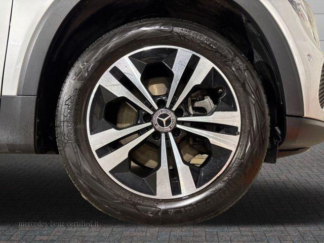 MERCEDES-BENZ GLB 200 d Automatic Sport Plus