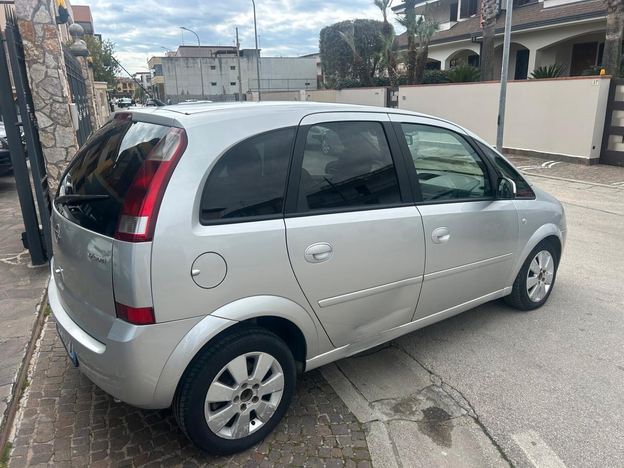Opel Meriva 1.7 CDTI 101CV Cosmo
