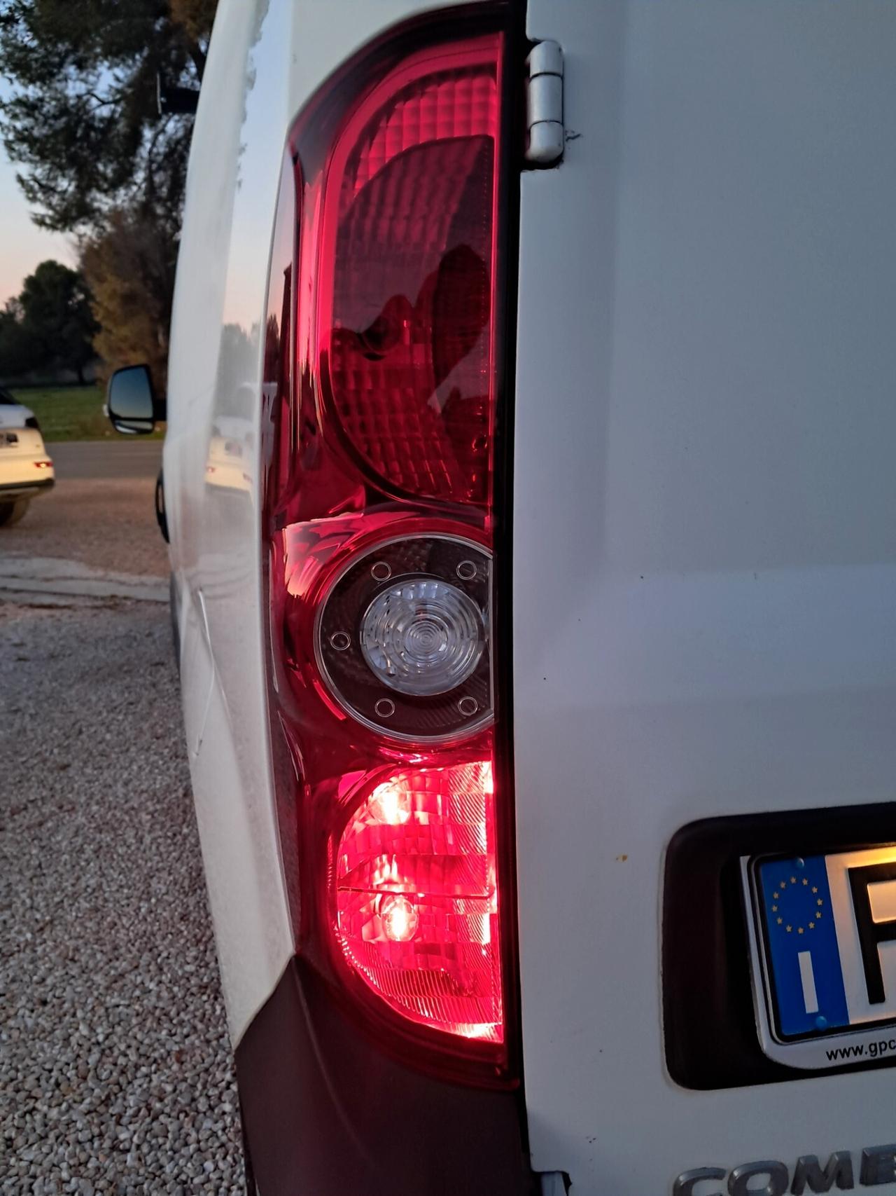 Opel Combo MAXI 1.3 MJT 90CV ATTREZZATO