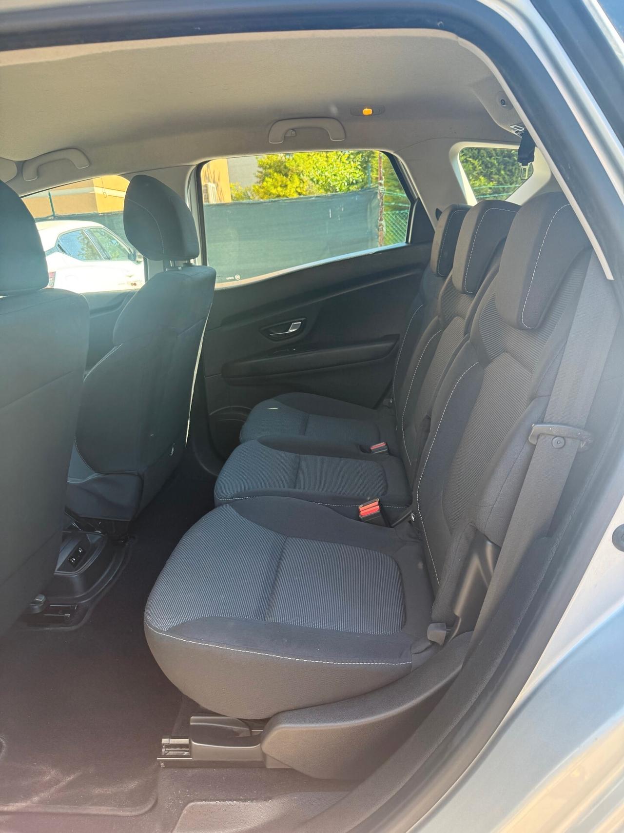 Renault Scenic 1.5 dci - NAV. - 12 MESI DI GARANZIA -