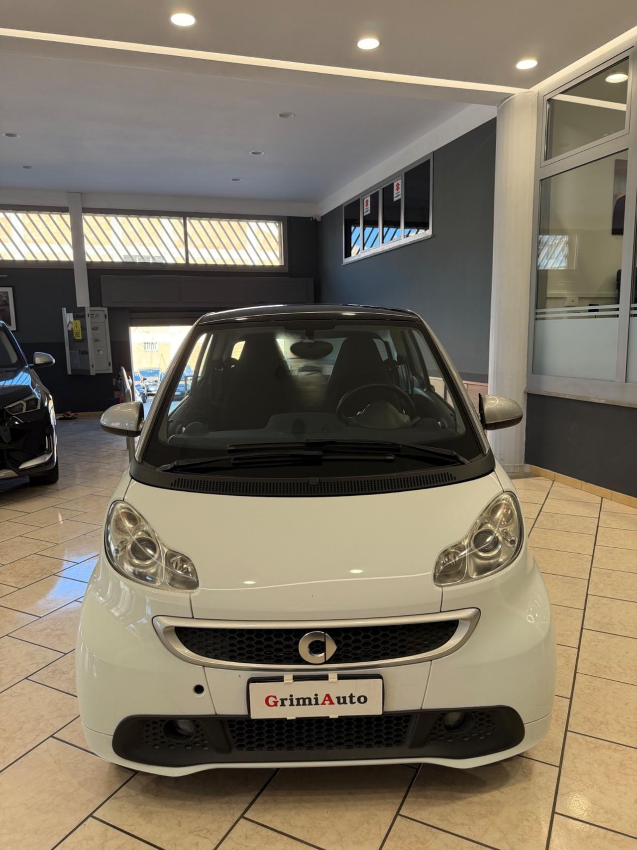 Smart ForTwo 1000 52 kW MHD coupé pure