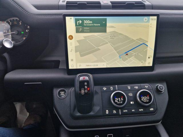 LAND ROVER Defender 110 3.0D I6 300 CV AWD X-Dynamic