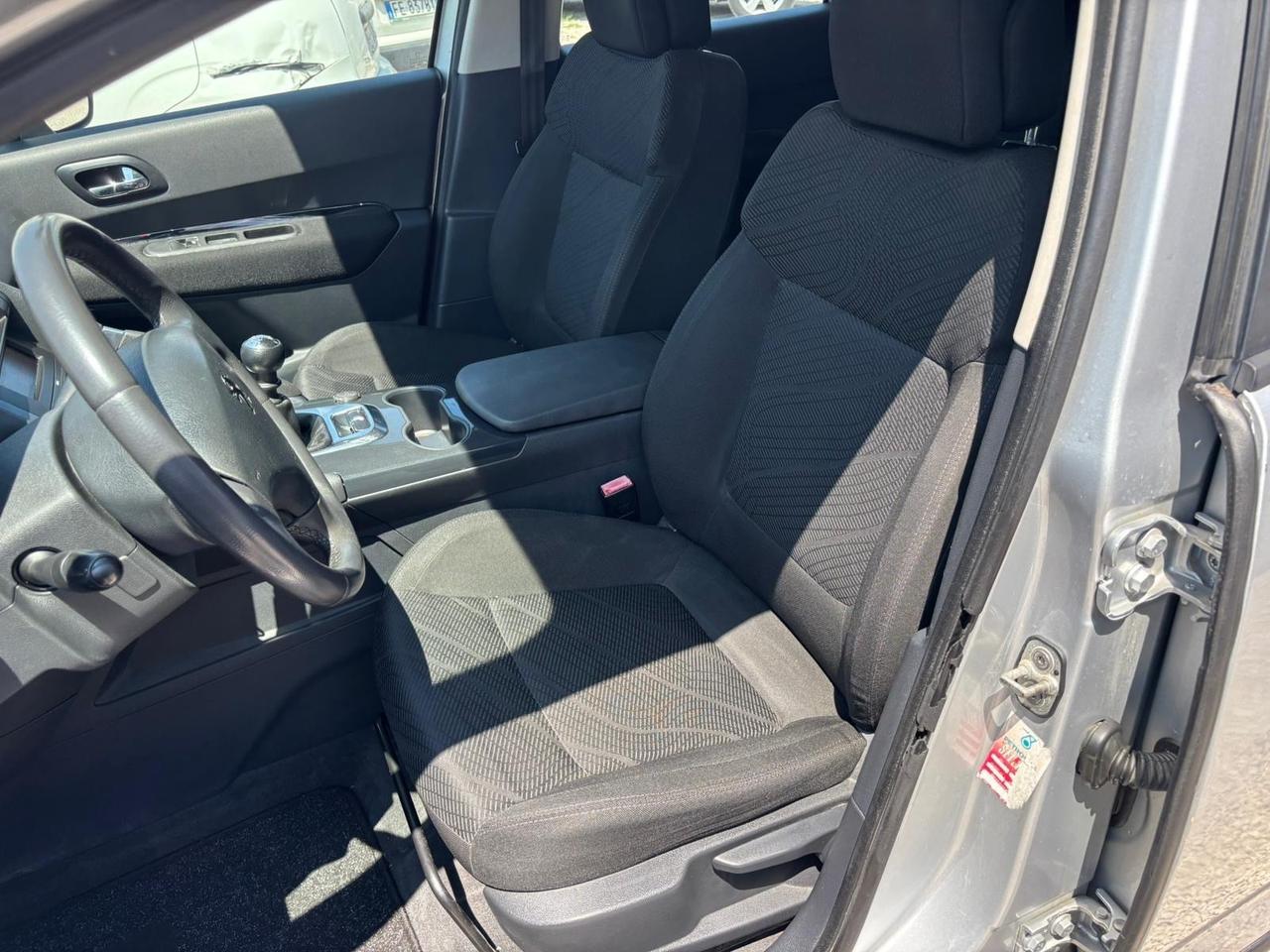 Peugeot 3008 1.6 HDi 110CV Tecno
