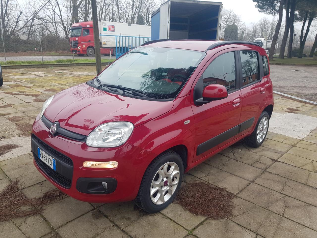 Fiat Panda 0.9 TwinAir Turbo Natural Power Lounge