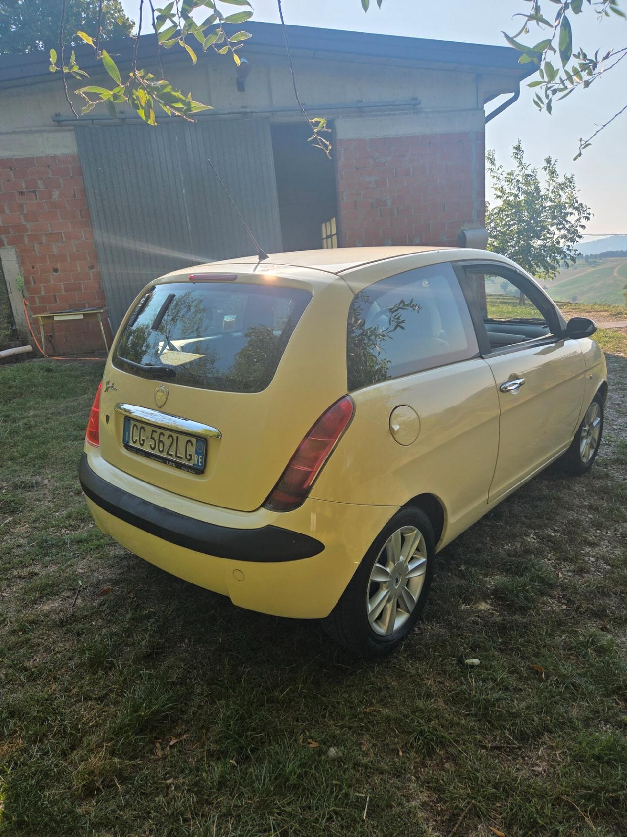 Lancia Ypsilon 1.2 Argento