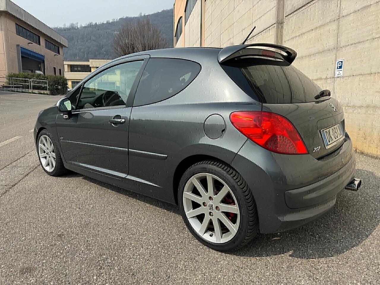 Peugeot 207 1.6 THP 175CV 3p. GTi