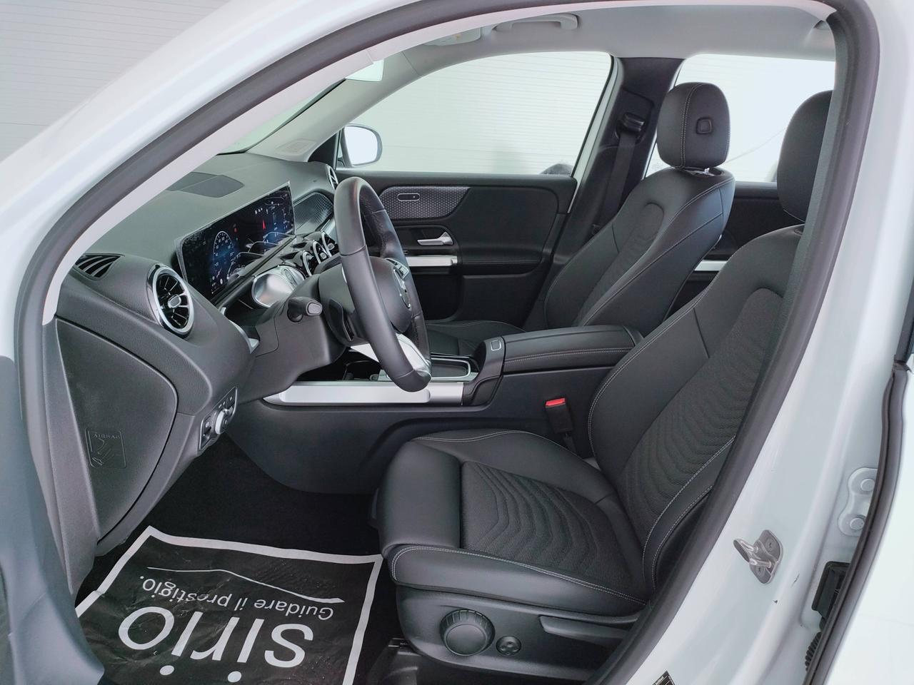 Mercedes-Benz GLB - X247 2023 - GLB 180 d Progressive Advanced auto