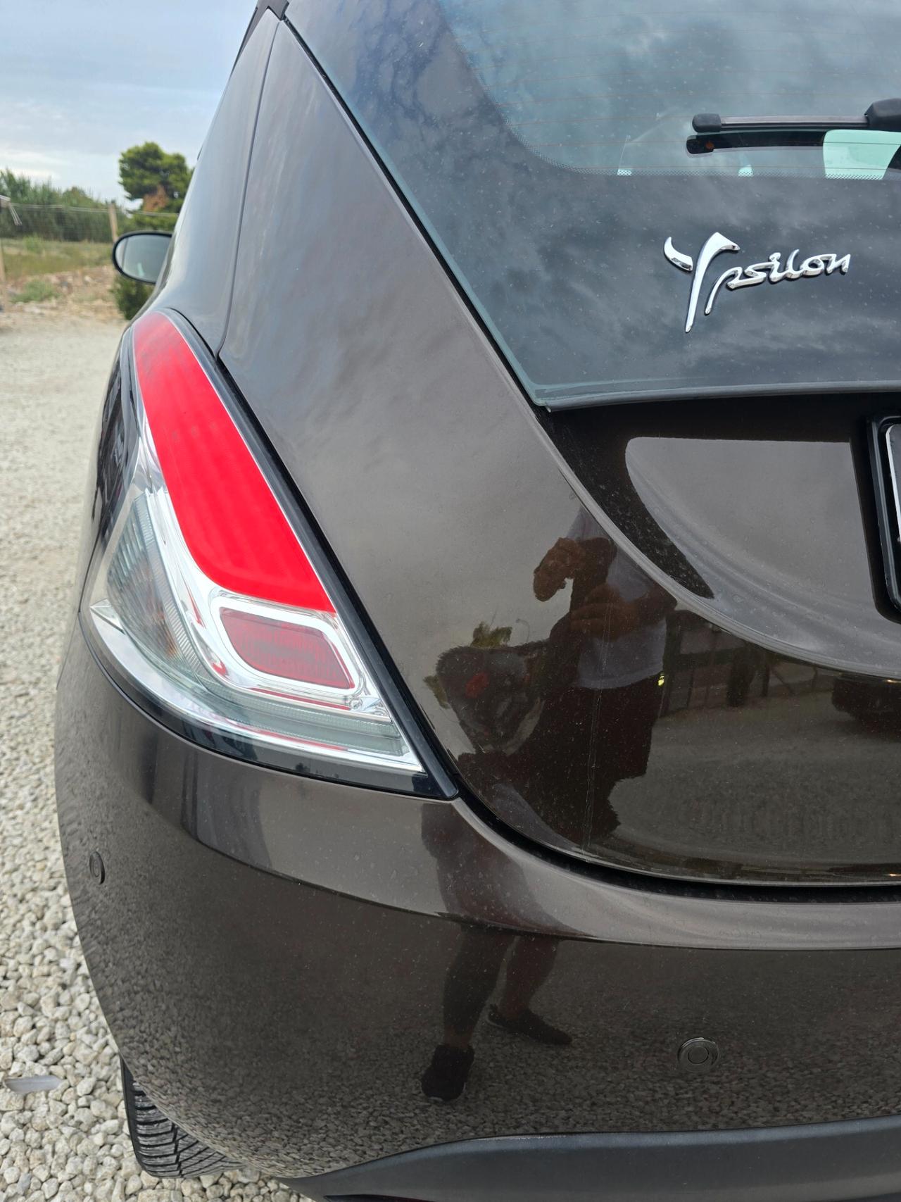 Lancia Ypsilon 1.2 tettuccio panoramico