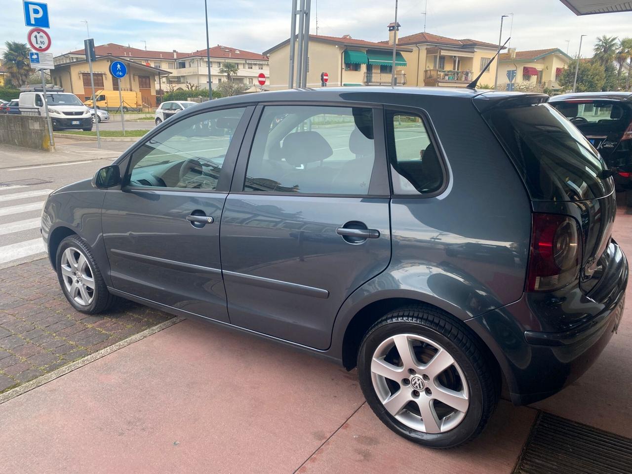 Volkswagen Polo 1.4/69CV TDI 5porte
