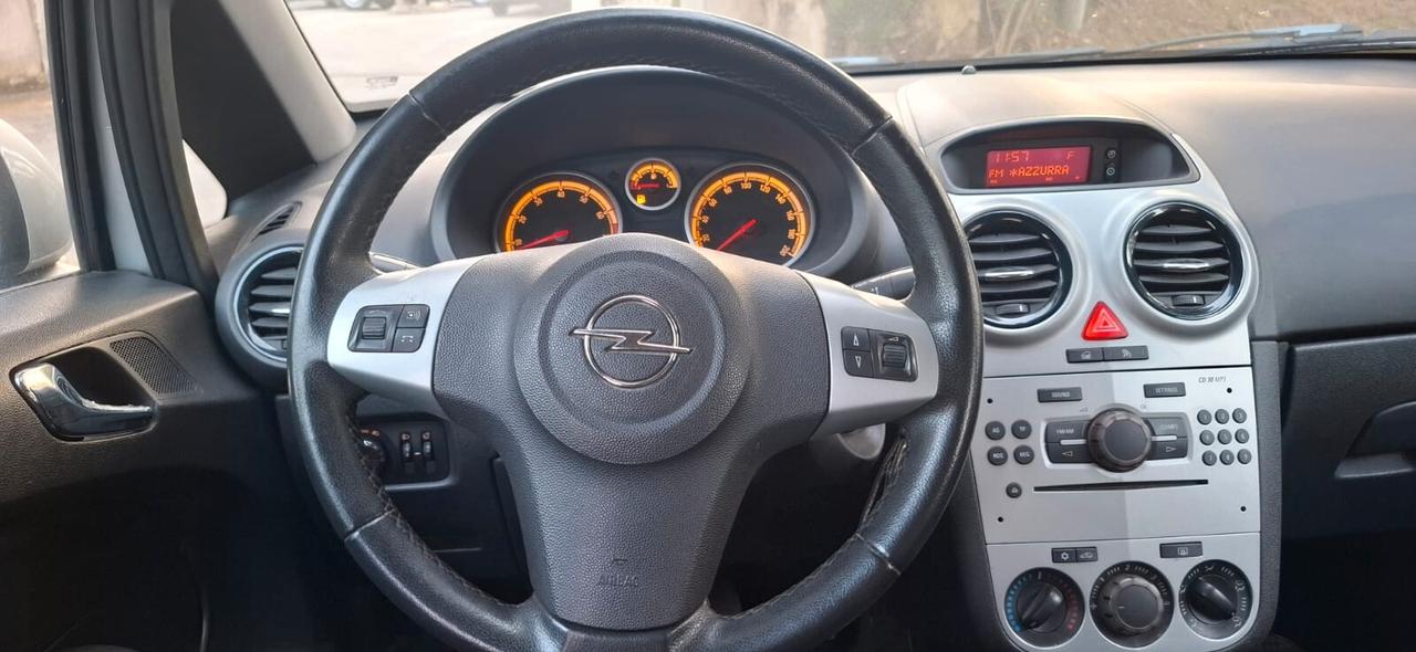 Opel Corsa 1.2 5 porte Sport