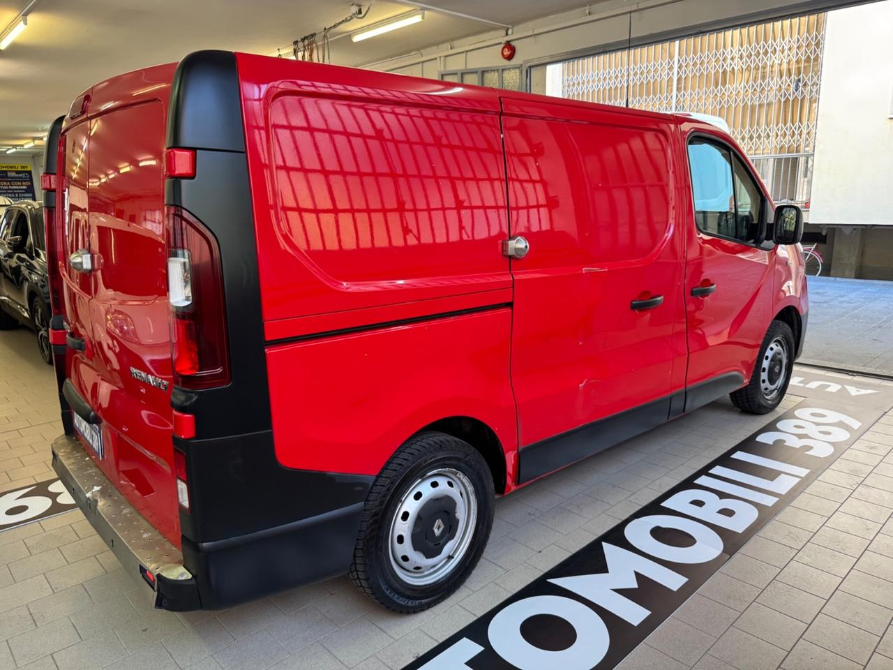 Renault Trafic T27 2.0 dCi 120CV PC-TN Furgone Ice